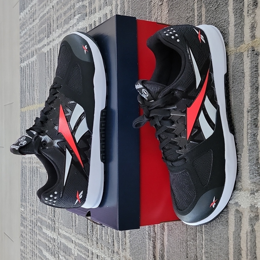 Reebok Nano 2.0 Sz: 9.5